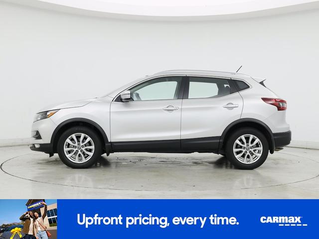 Photo of 2021 Silver Nissan Rogue Sport