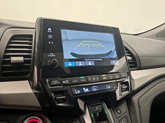 Photo of 2022 White Honda Odyssey