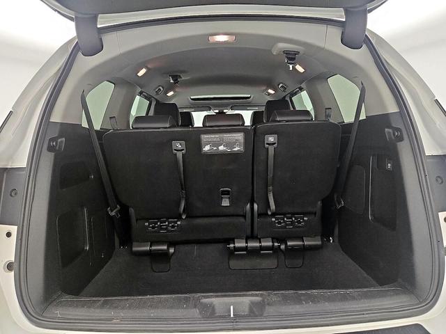 Photo of 2022 White Honda Odyssey