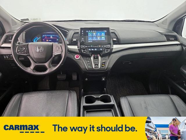 Photo of 2022 White Honda Odyssey