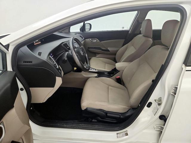 Photo of 2014 White Honda Civic