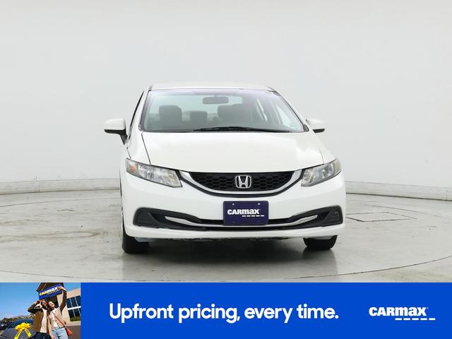 Photo of 2014 White Honda Civic