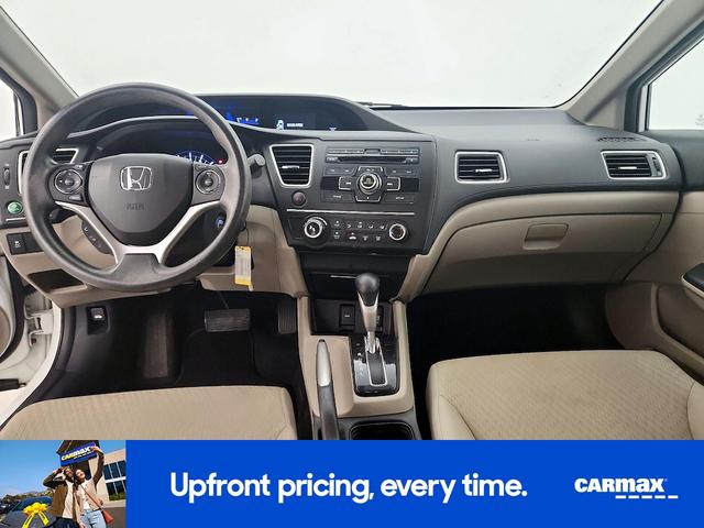 Photo of 2014 White Honda Civic