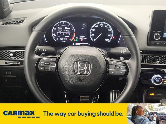 Photo of 2025 White Honda Civic