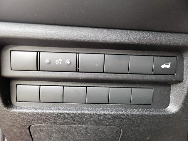 Photo of 2022 Red Mitsubishi Outlander
