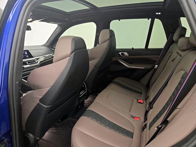 Photo of 2022 Blue BMW X5