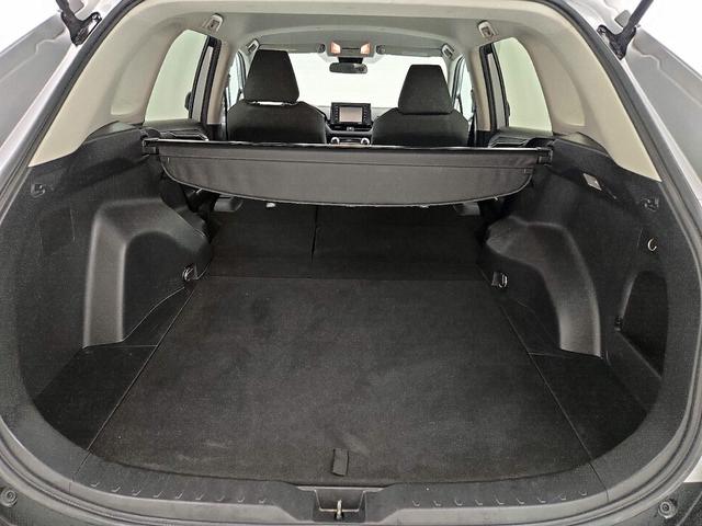 Photo of 2021 Silver Toyota RAV4