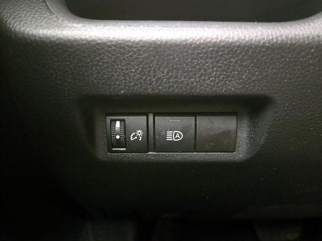 Photo of 2021 Silver Toyota RAV4