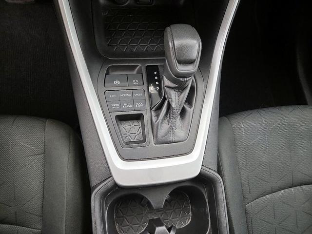 Photo of 2021 Silver Toyota RAV4