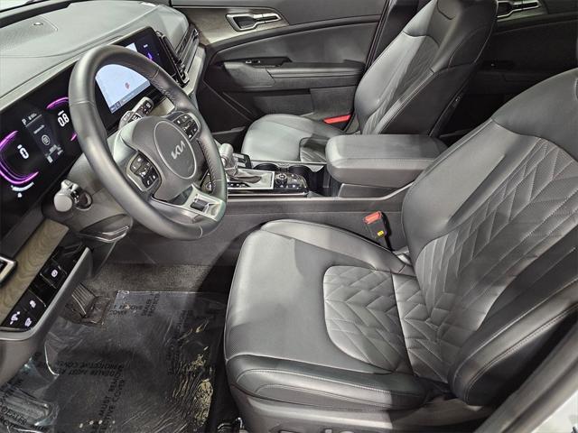 Photo of 2024 Glacial White Pearl Kia Sportage