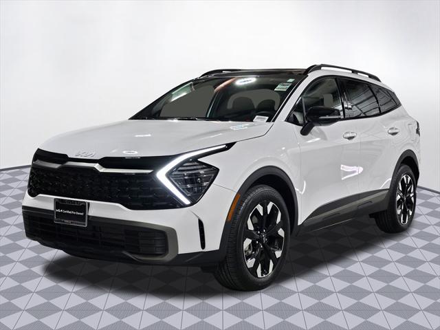 Photo of 2024 Glacial White Pearl Kia Sportage