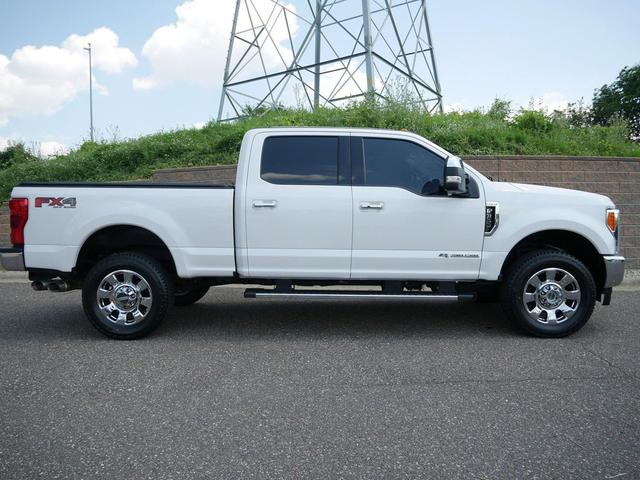 Photo of 2019 White Ford F-350