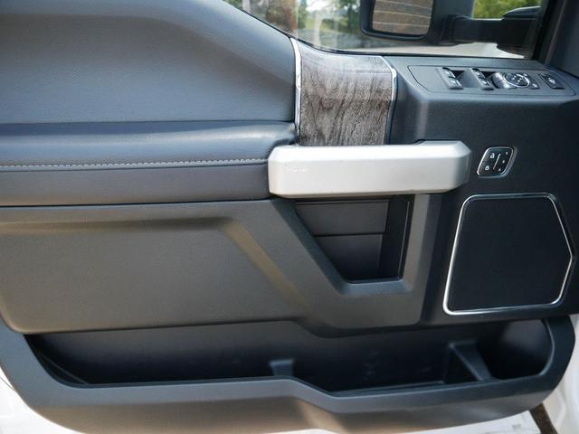 Photo of 2019 White Ford F-350