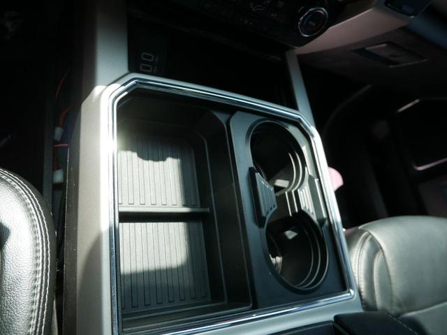 Photo of 2019 White Ford F-350