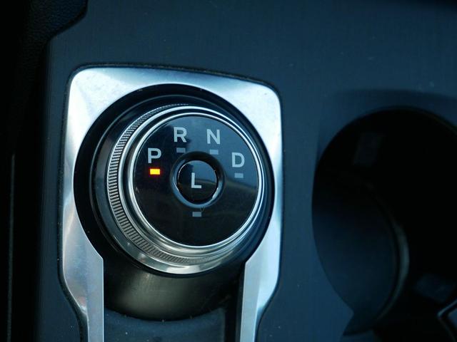 Photo of 2021 Carbonized Gray Metallic Ford Escape