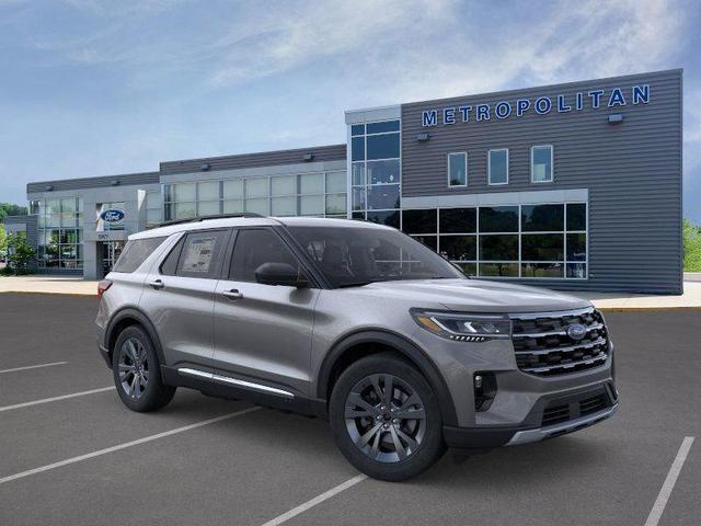 Photo of 2025 Carbonized Gray Metallic Ford Explorer