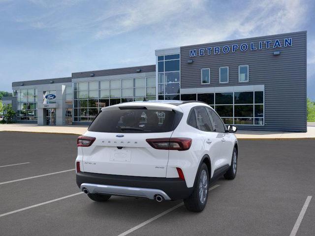 Photo of 2025 Oxford White Ford Escape