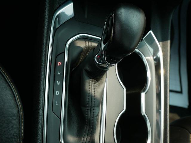 Photo of 2021 Mosaic Black Metallic Chevrolet Traverse