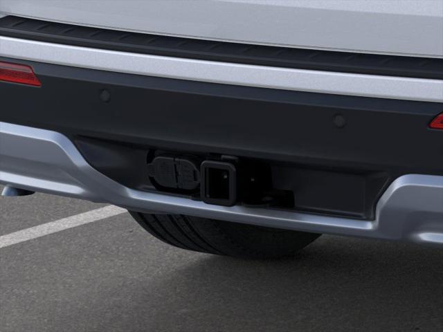Photo of 2025 White Ford Explorer