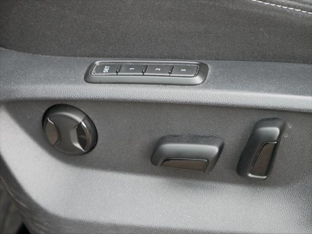 Photo of 2018 Fortana Red Metallic Volkswagen Atlas