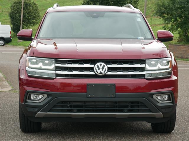 Photo of 2018 Fortana Red Metallic Volkswagen Atlas