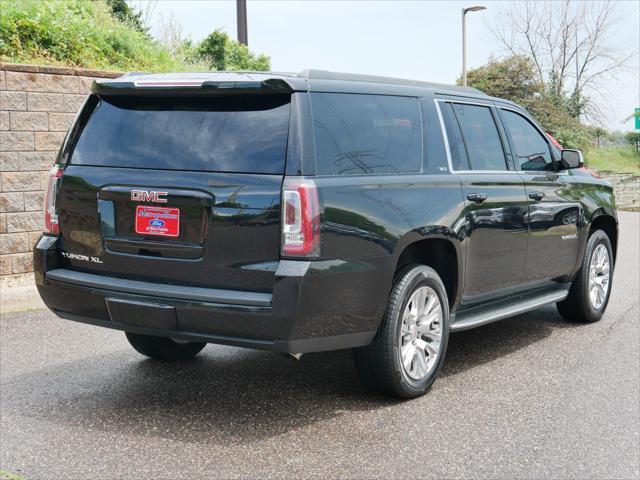 Photo of 2016 Onyx Black GMC Yukon XL