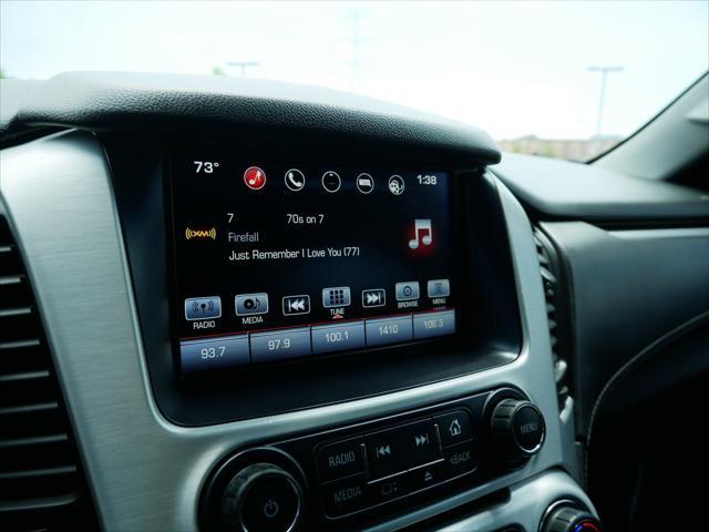 Photo of 2016 Onyx Black GMC Yukon XL