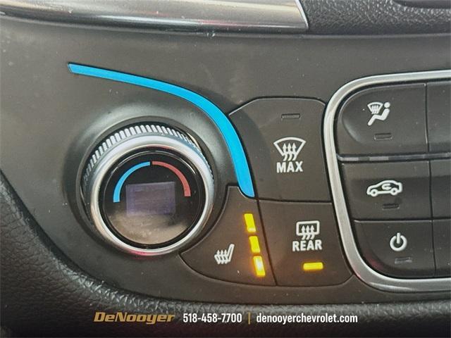 Photo of 2019 Silver Ice Metallic Chevrolet Equinox