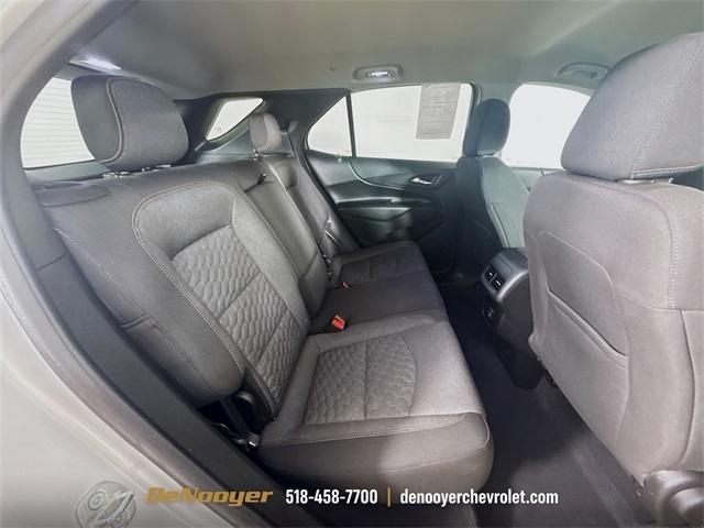 Photo of 2019 Silver Ice Metallic Chevrolet Equinox