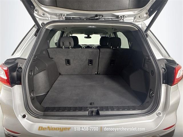 Photo of 2019 Silver Ice Metallic Chevrolet Equinox