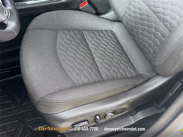 Photo of 2019 Silver Ice Metallic Chevrolet Equinox