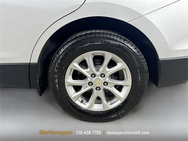 Photo of 2019 Silver Ice Metallic Chevrolet Equinox