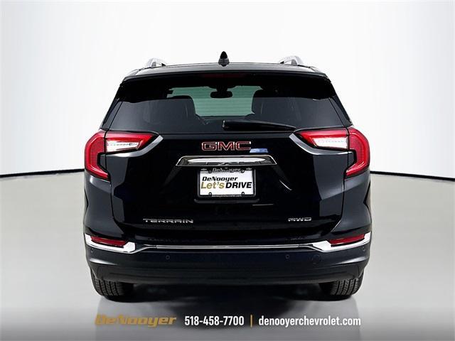 Photo of 2022 Ebony Twilight Metallic GMC Terrain