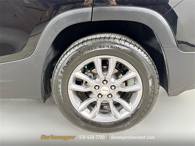 Photo of 2022 Ebony Twilight Metallic GMC Terrain