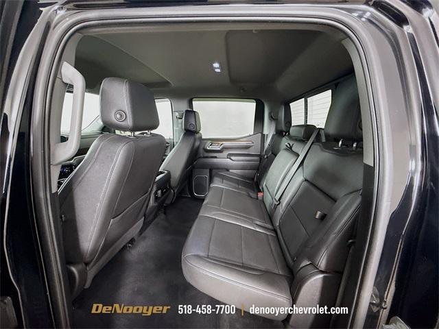 Photo of 2022 Black Chevrolet Silverado 1500