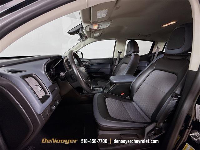 Photo of 2022 Black Chevrolet Colorado