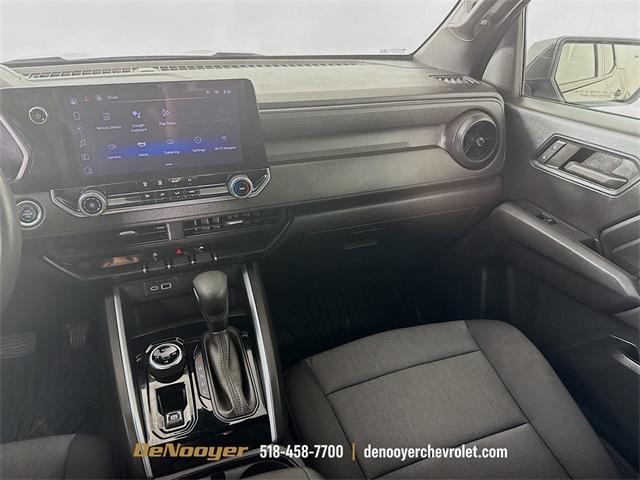 Photo of 2024 Black Chevrolet Colorado