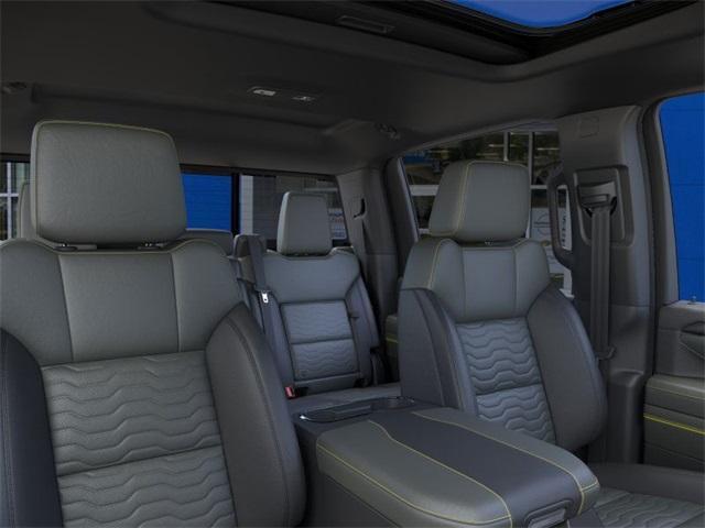 Photo of 2025 Summit White Chevrolet Silverado 2500