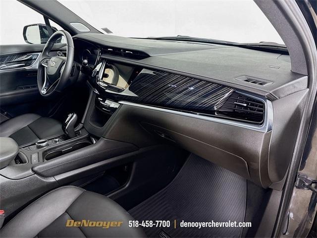 Photo of 2023 Stellar Black Metallic Cadillac XT6