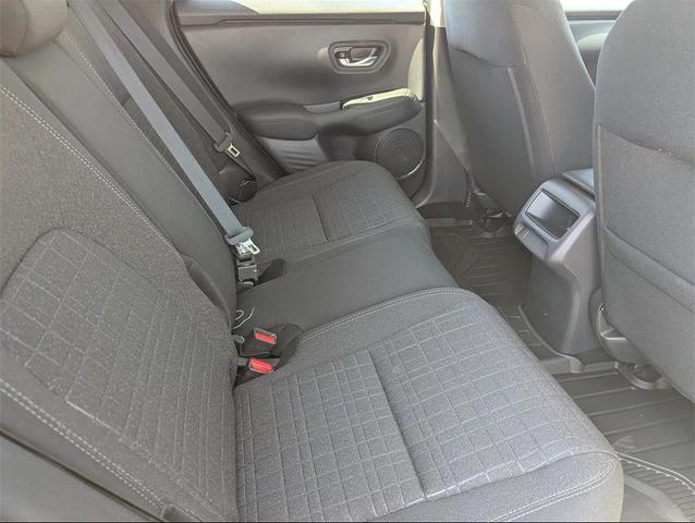 Photo of 2026 Platinum White Honda HR-V