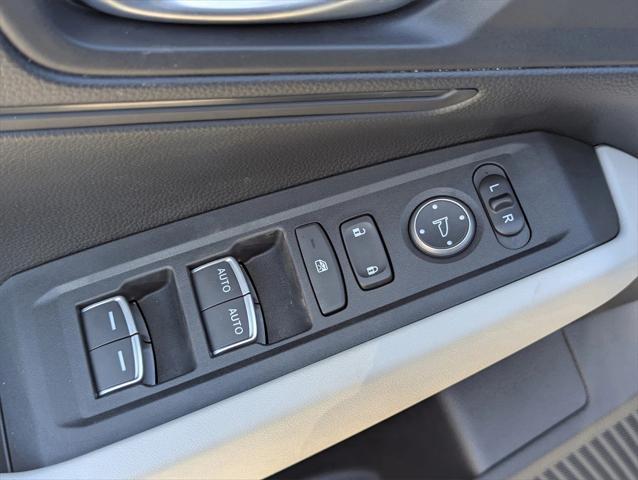 Photo of 2025 Platinum White Honda Accord