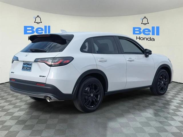 Photo of 2026 Platinum White Pearl Honda HR-V
