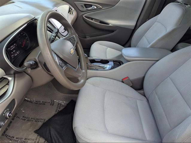 Photo of 2017 Blue Velvet Metallic Chevrolet Malibu
