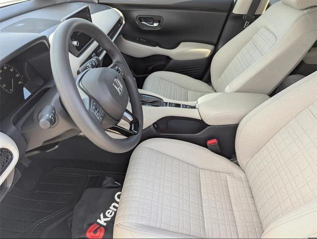 Photo of 2026 Platinum White Honda HR-V