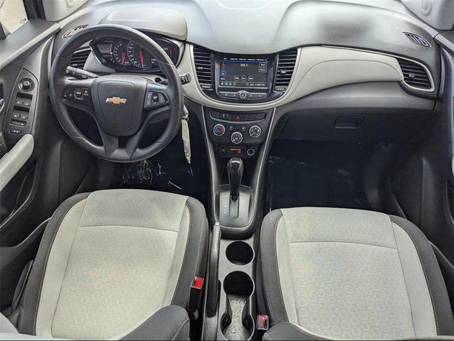 Photo of 2019 Silver Ice Metallic Chevrolet Trax