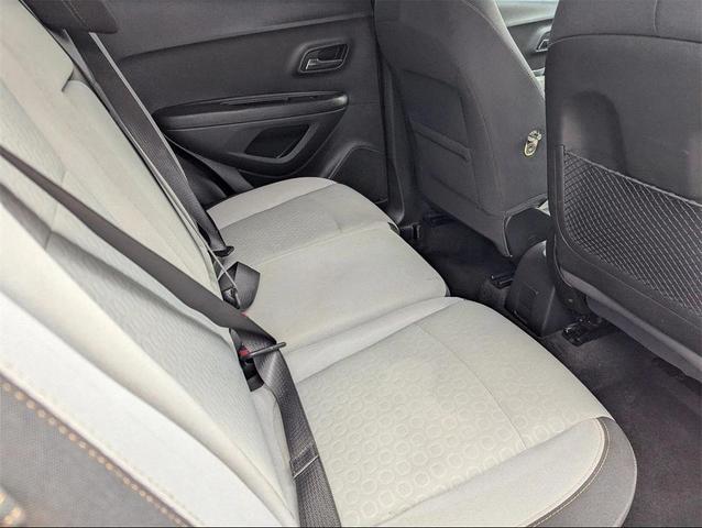 Photo of 2019 Silver Ice Metallic Chevrolet Trax