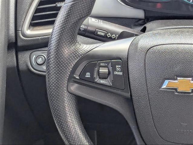 Photo of 2019 Silver Ice Metallic Chevrolet Trax