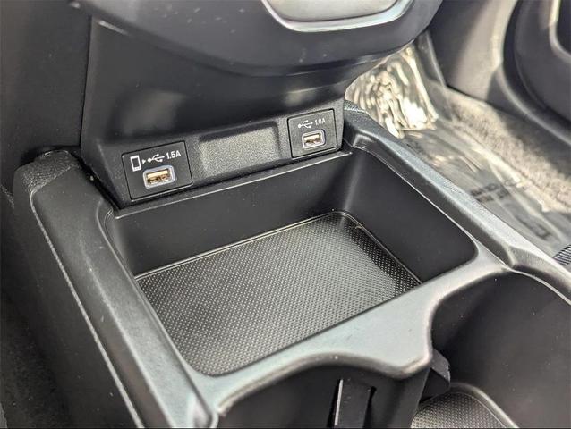 Photo of 2022 Platinum White Pearl Honda CR-V