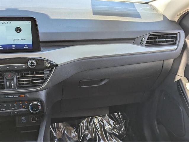 Photo of 2022 Blue Metallic Ford Escape