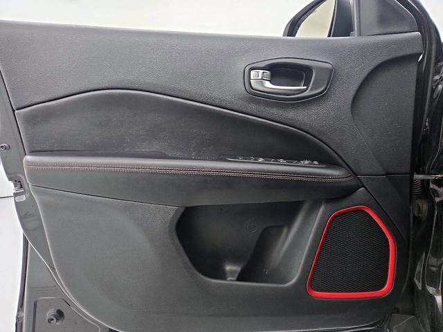 Photo of 2020 Black Jeep Compass